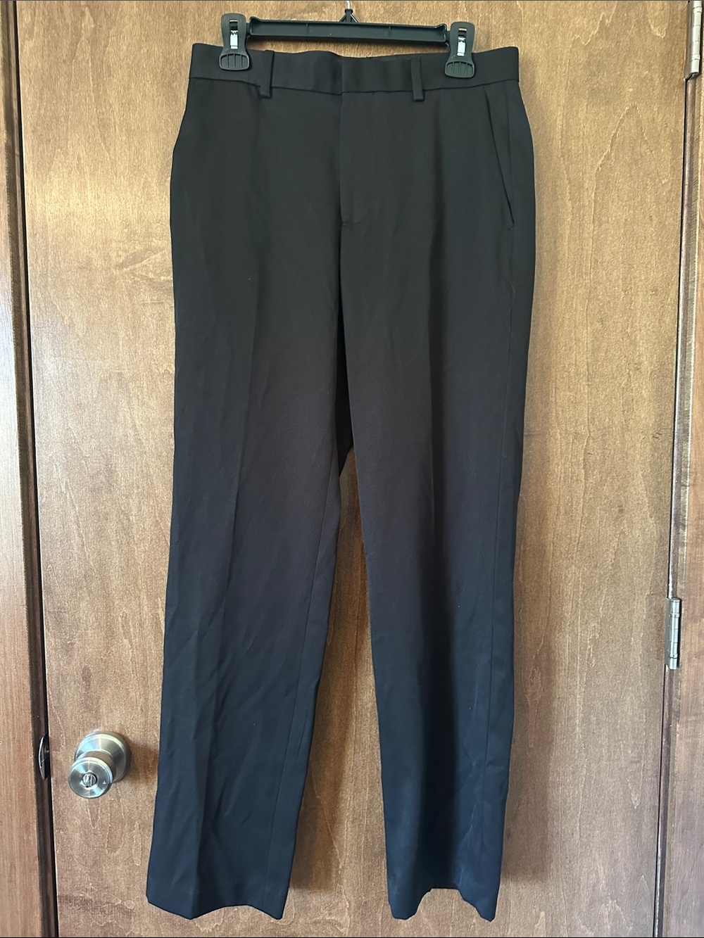 Van Heusen Men's Black Traveler Dress Pants - Classic Straight Fit